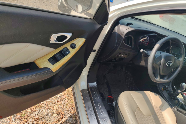 GAC Trumpchi GA3S 2016 #16 GAC Trumpchi GA3S 2016 imagem de carro #16