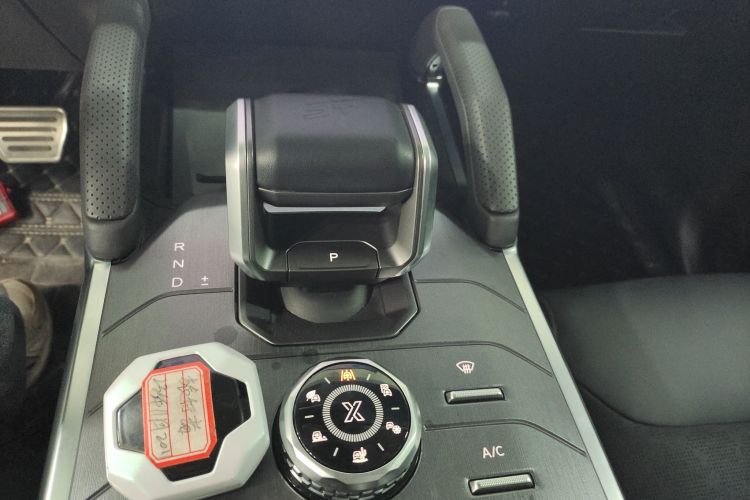 Jetour Traveller 2023 car image #16