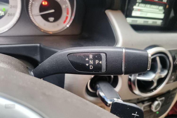 Mercedes-Benz GLK Class 2014 #16 Mercedes-Benz GLK Class 2014 car image #16