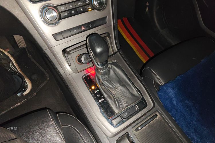 MG GS 2017 car image #16