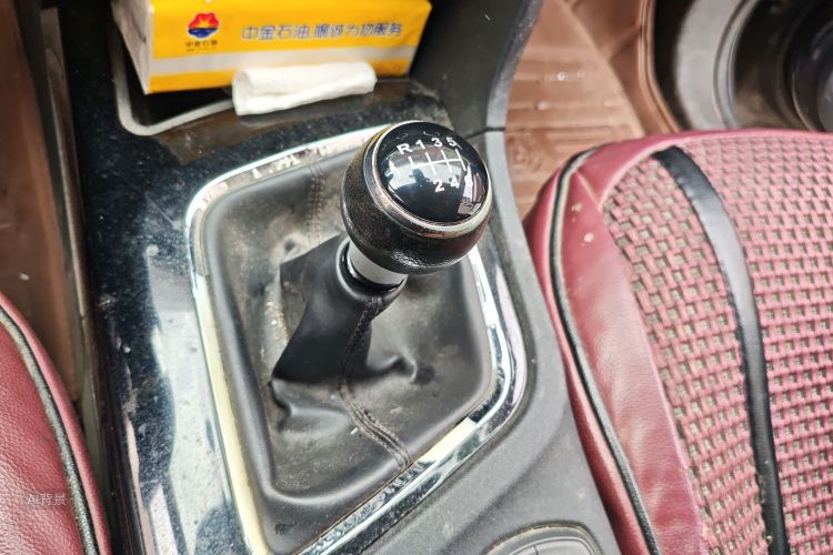 Soueast DX7 2016 #16 Soueast DX7 2016 car image #16