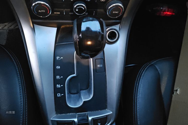 Chevrolet Captiva 2017 #16 Chevrolet Captiva 2017 car image #16