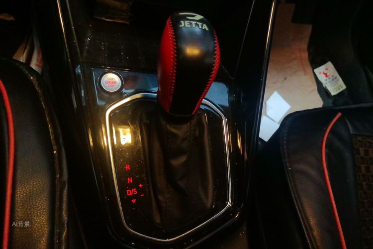 VS5 2021 car image #16
