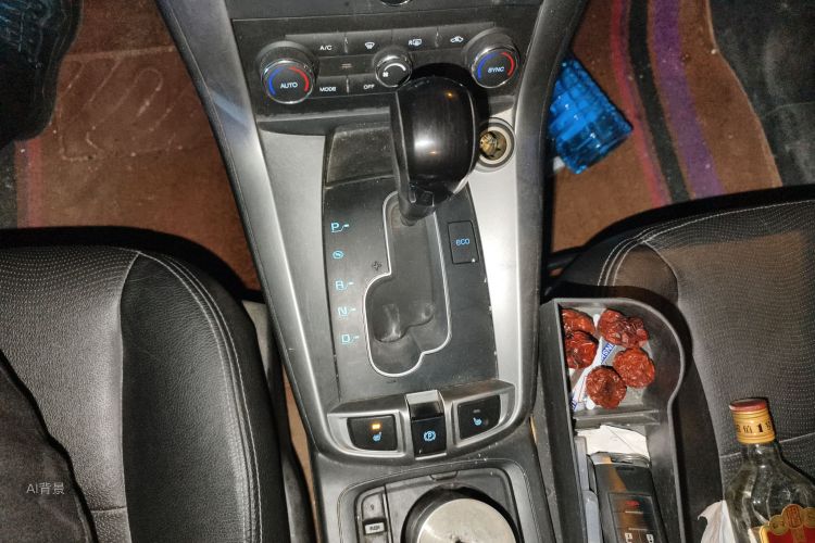 Chevrolet Captiva 2017 car image #16