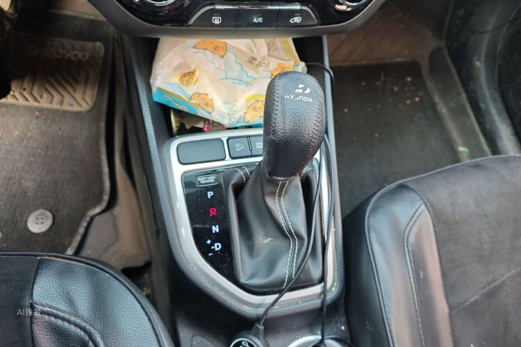 Hyundai ix25 2019 car image #16