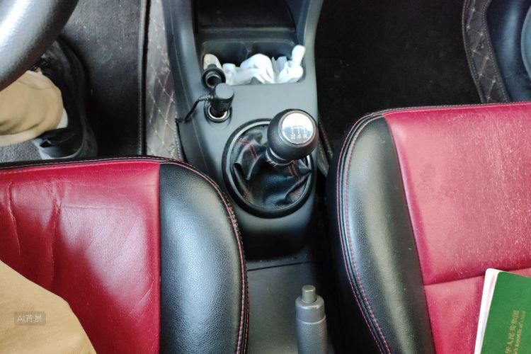 Suzuki Swift 2015 car image #16