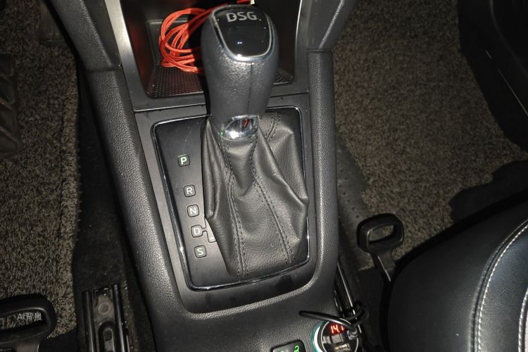 Skoda Yeti 2016 car image #16