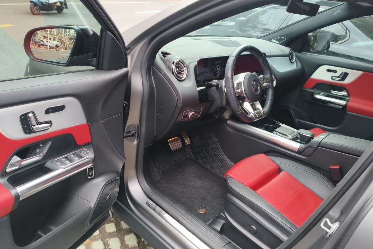 Mercedes-Benz GLA AMG 2023 #16 Mercedes-Benz GLA AMG 2023 car image #16