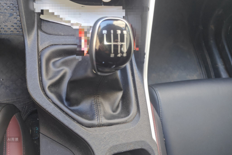 GEELY Coolray 2022 car image #16