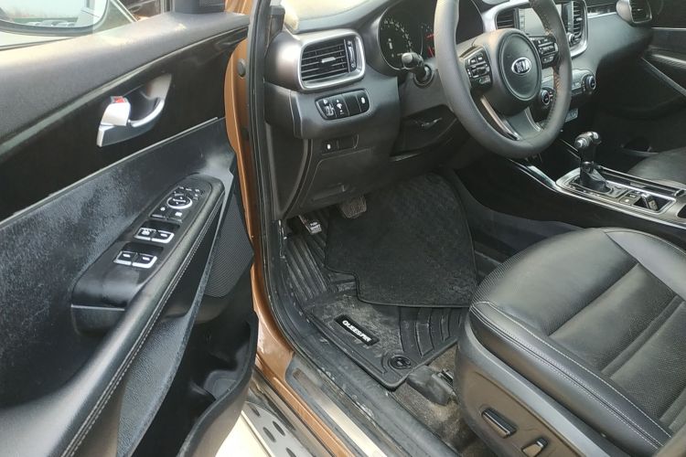 起亚 索兰托 2015 汽车图片 #16