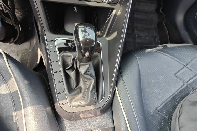Volkswagen Lavida 2025 car image #16