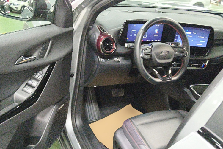 Chevrolet Equinox Plus 2025 #16 Chevrolet Equinox Plus 2025 صورة سيارة #16