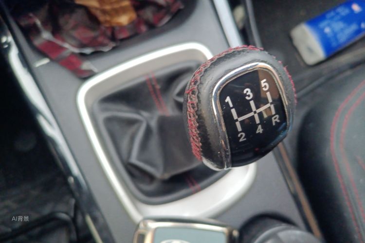 Kaiyi X3 2021 #16 Kaiyi X3 2021 car image #16