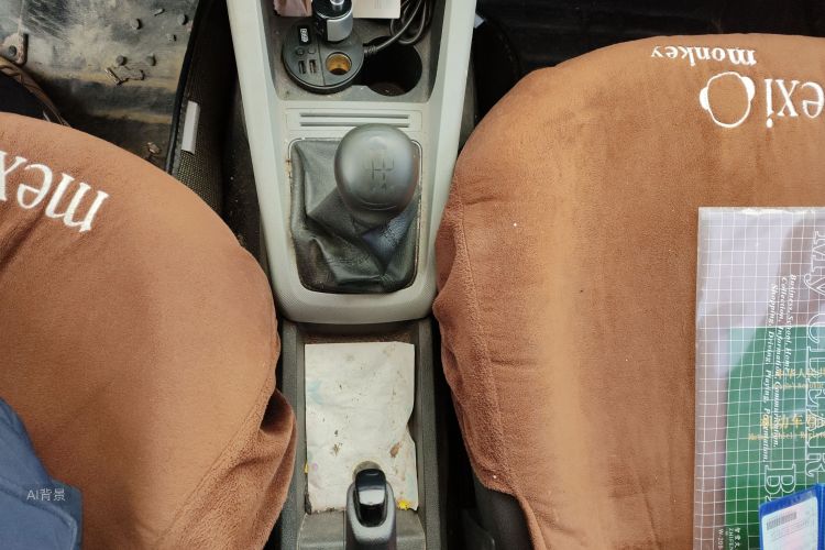 Skoda Fabia 2016 immagine di auto #16