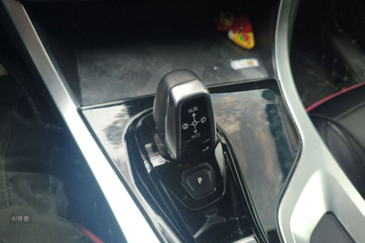 Lynk & Co 01 2019 car image #16