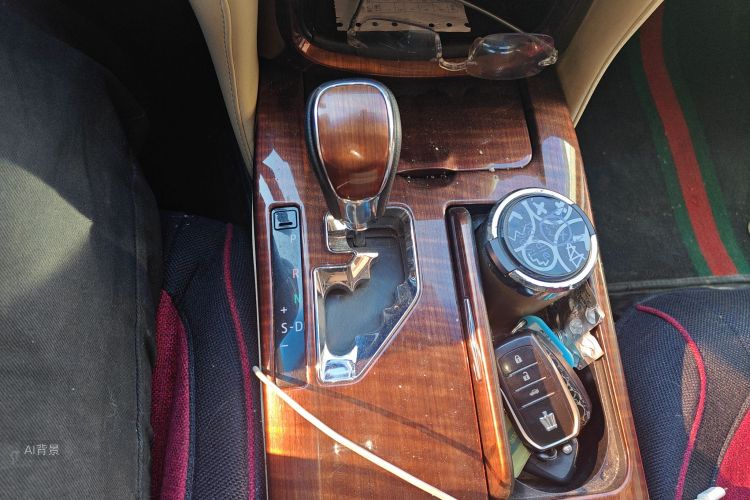 丰田 皇冠 2015 汽车图片 #16