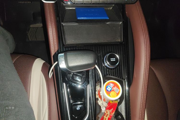 GEELY Monjaro 2022 car image #16