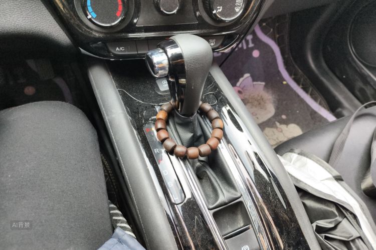 Honda VEZEL 2020 #16 Honda VEZEL 2020 car image #16