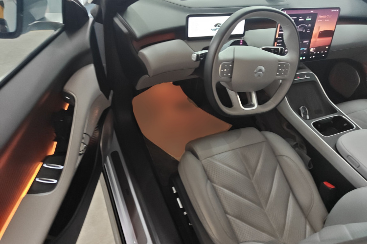Exceed ET5 2025 car image #16