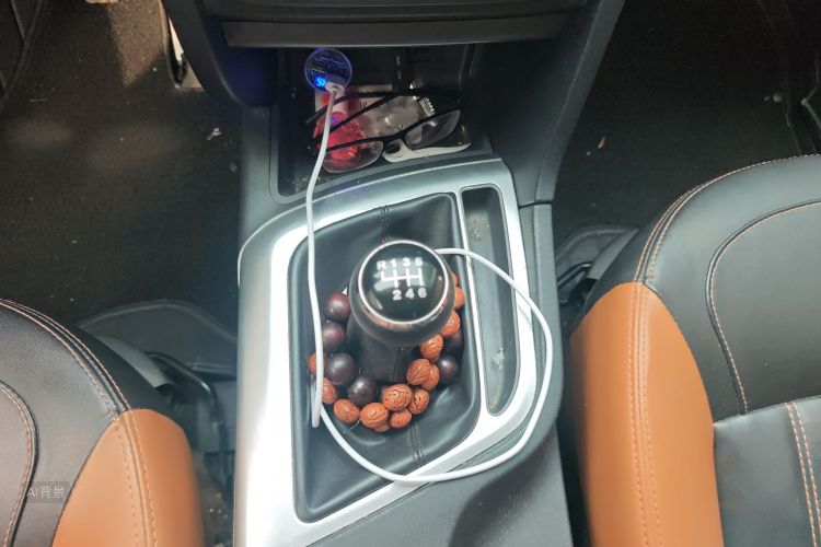 Soueast DX7 2019 #16 Soueast DX7 2019 car image #16