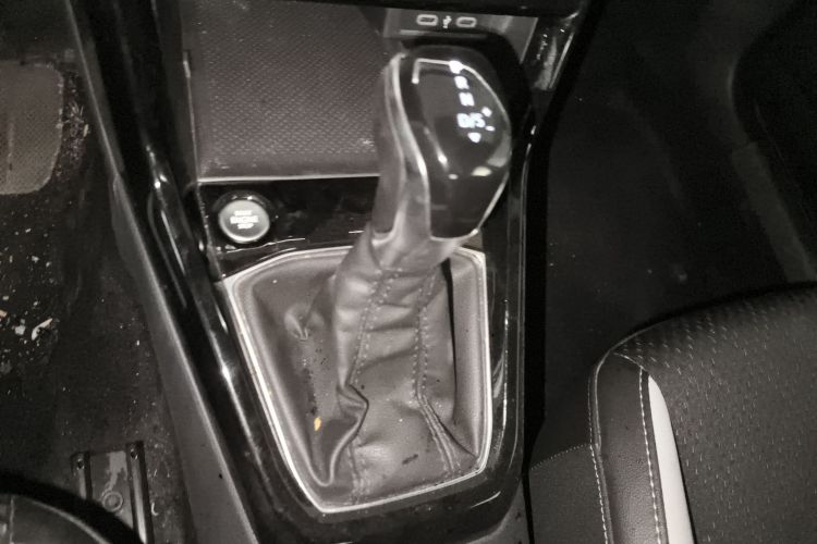Tacqua 2023 car image #16