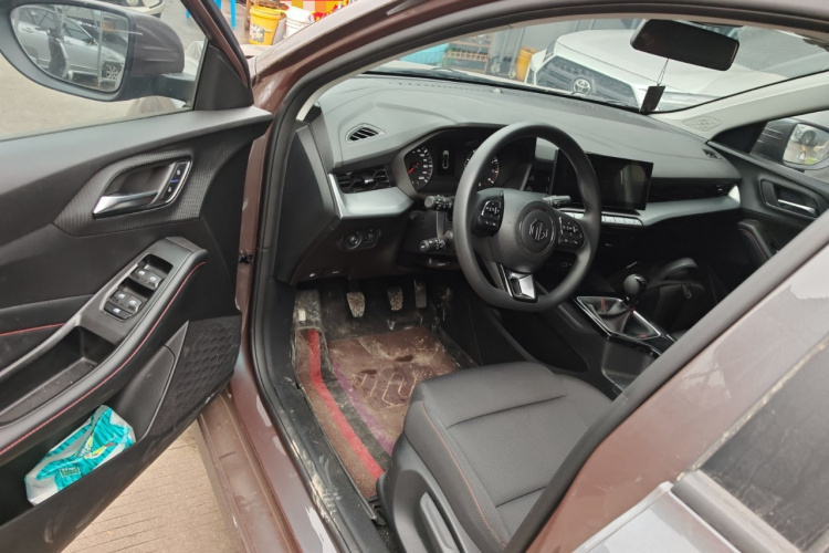 名爵 MG5 2025 汽车图片 #16