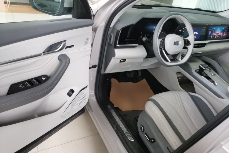 GEELY 2024 #16 GEELY 2024 car image #16