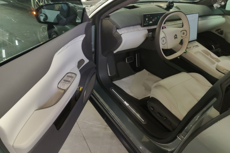 蔚来 蔚来ET7 2022 汽车图片 #16