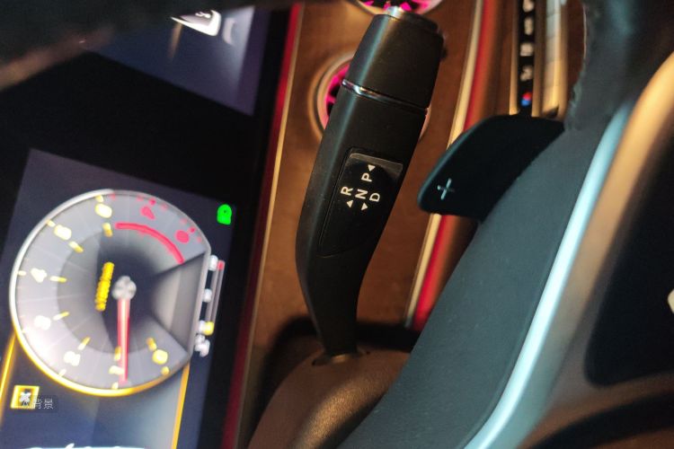 Mercedes-Benz E Class 2020 car image #16