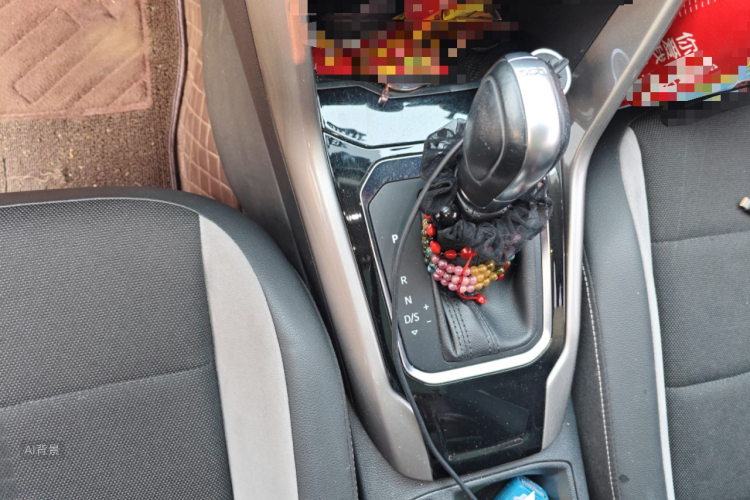T-Roc 2019 car image #16