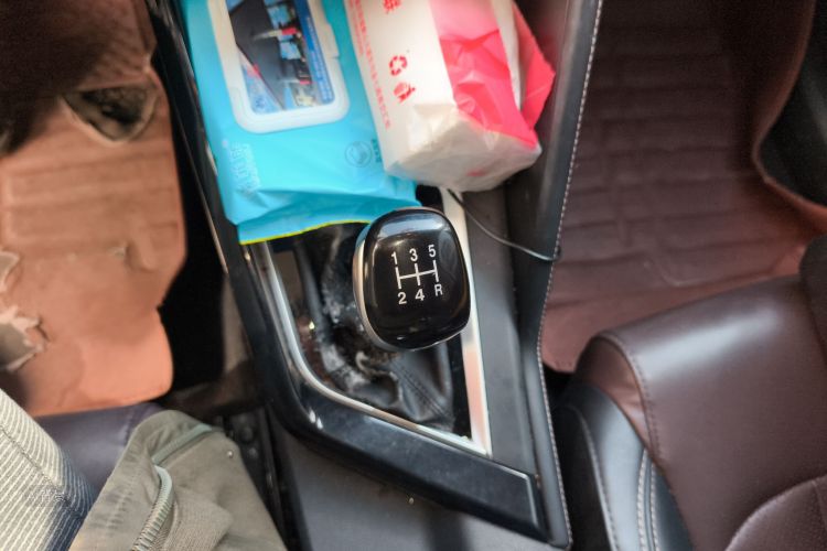 Changan CS15 2020 immagine di auto #16