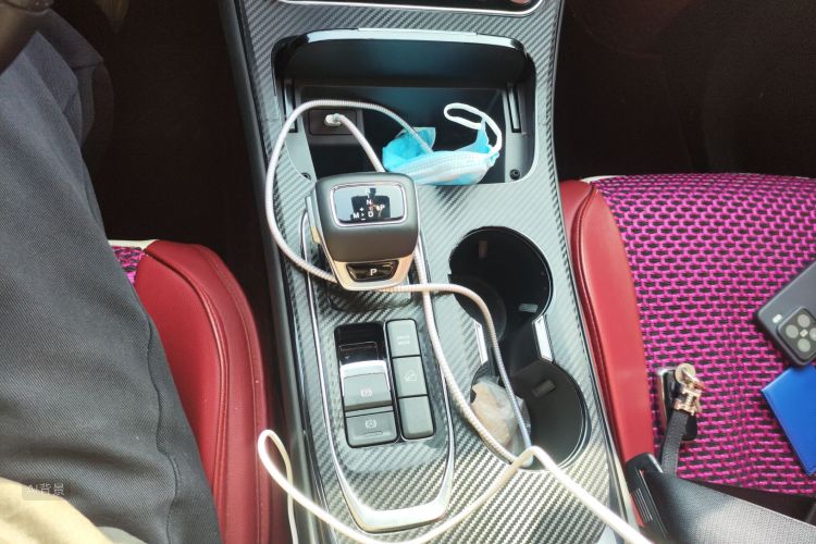 Forthing T5 EVO 2021 car image #16