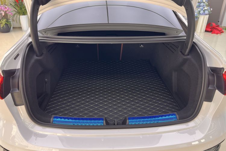 Audi FAW Audi A5L 2025 #16 Audi FAW Audi A5L 2025 car image #16