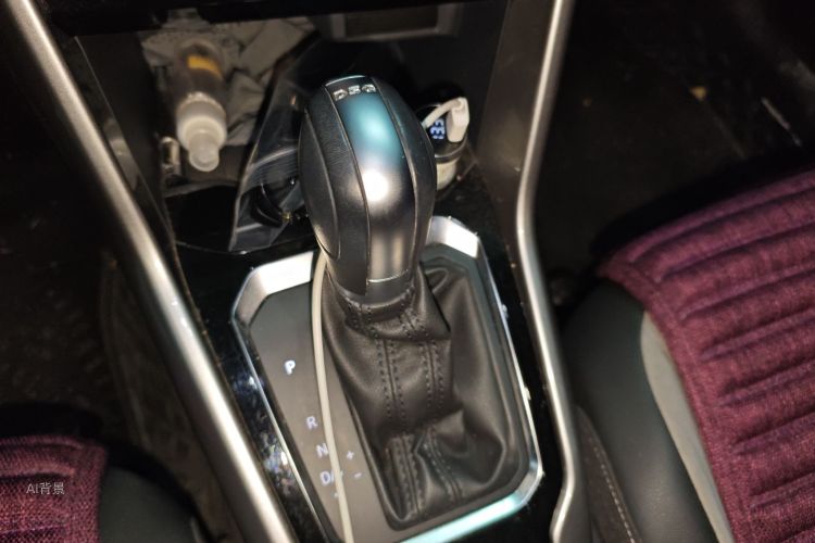 T-Roc 2018 #16 T-Roc 2018 car image #16