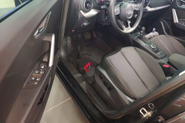 Q2L 2021 car image #16