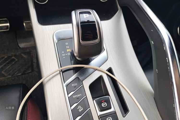 GEELY Coolray 2019 car image #16