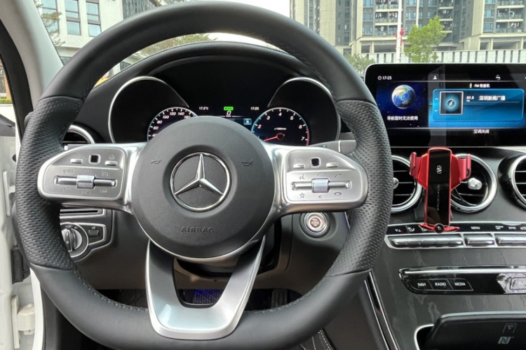 Mercedes-Benz C Class 2020 car image #16