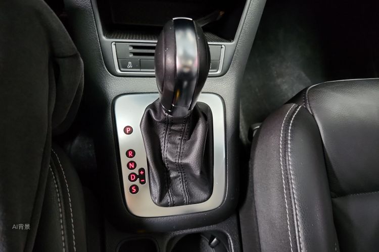 Volkswagen Tiguan 2018 #16 Volkswagen Tiguan 2018 car image #16