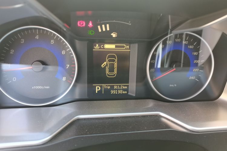 GEELY Emgrand 2015 immagine di auto #16