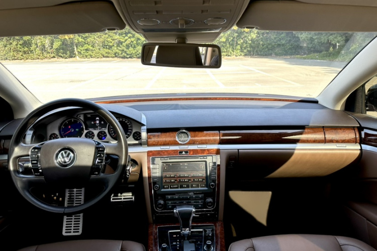 Volkswagen Pheaton 2016 immagine di auto #16