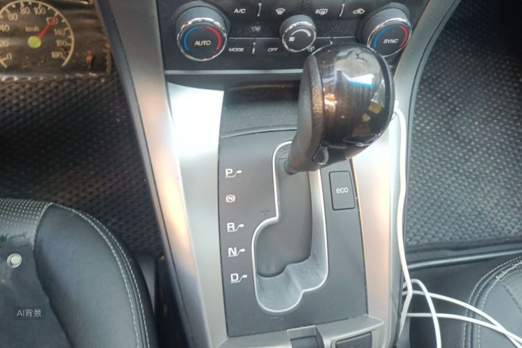 Chevrolet Captiva 2014 car image #16