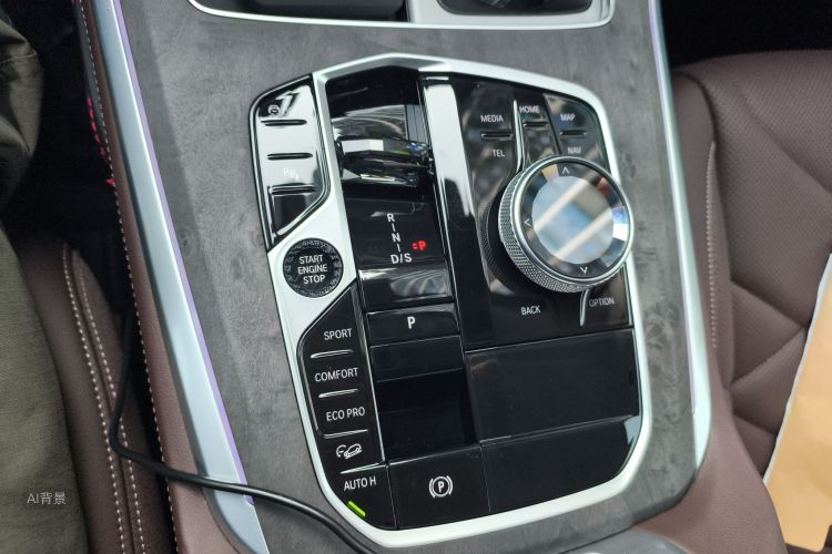 BMW X5 2024 immagine di auto #16