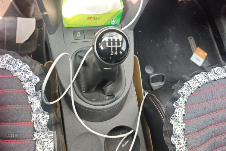 Volkswagen Touran 2015 car image #16