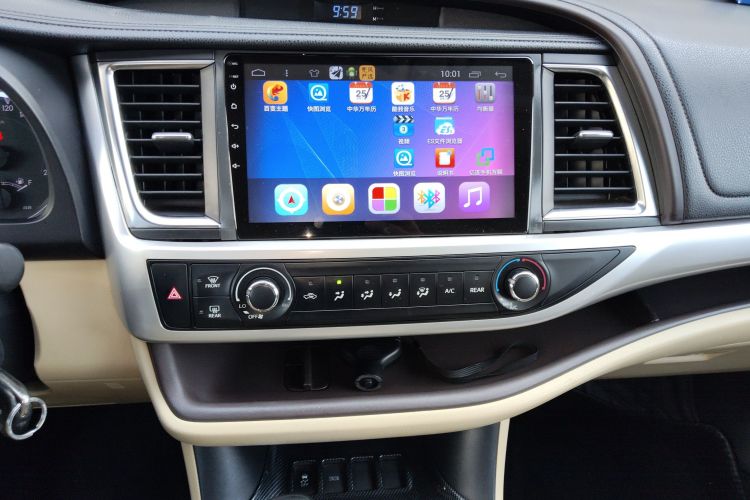 Toyota Highlander 2019 #16 Toyota Highlander 2019 car image #16