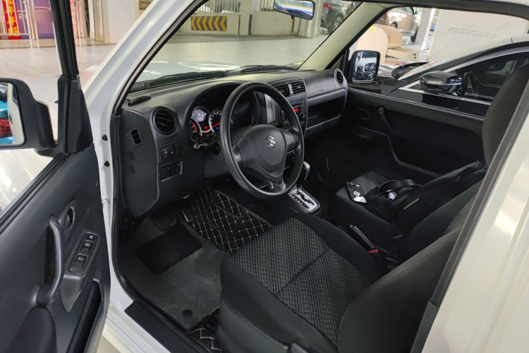 Suzuki Jimny (Imported) 2017 immagine di auto #16