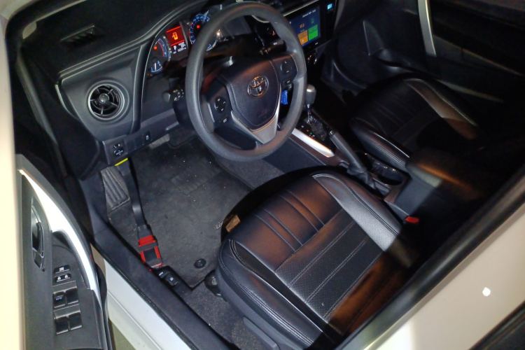 Toyota Corolla 2018 #16 Toyota Corolla 2018 car image #16