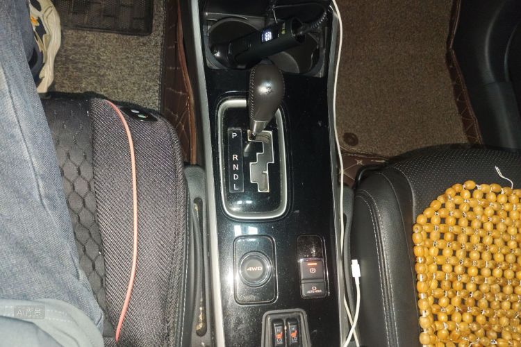 劳斯莱斯 欧蓝德 2017 汽车图片 #16