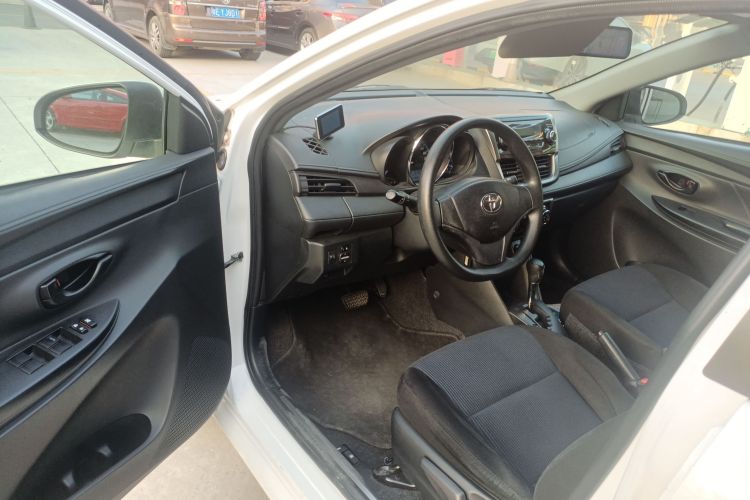 Toyota Yaris L Zhixiang 2018 صورة سيارة #16