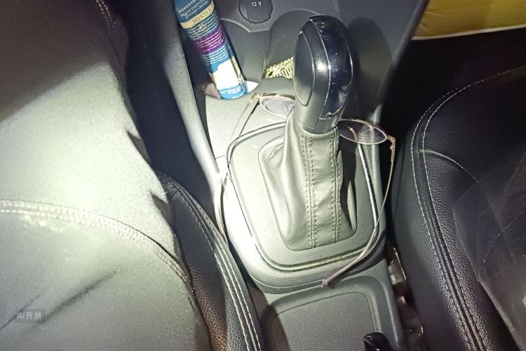 Polo 2017 car image #16