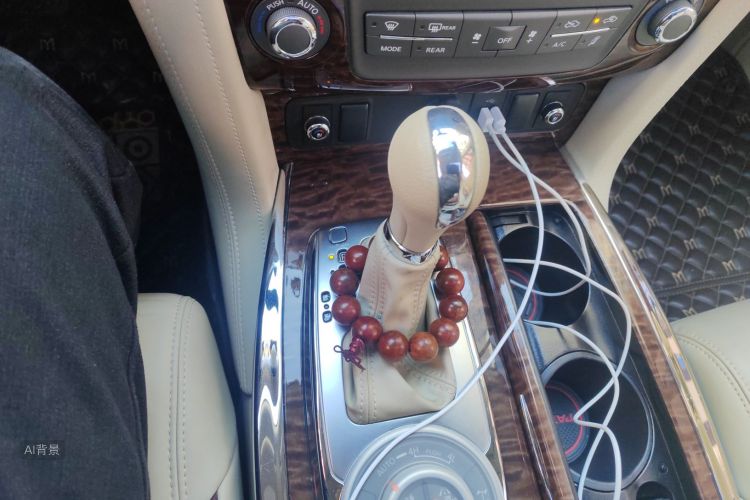 日产 途乐 2018 汽车图片 #16